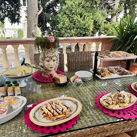 סנטה דומניקה B&B Villa Regina מראה חיצוני תמונה
