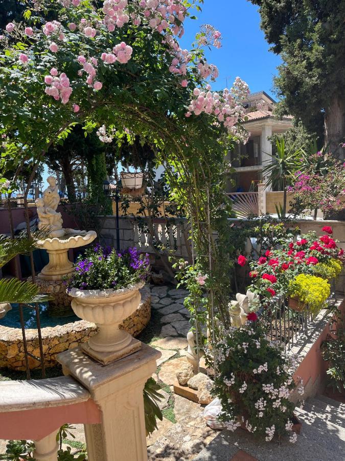 סנטה דומניקה B&B Villa Regina מראה חיצוני תמונה