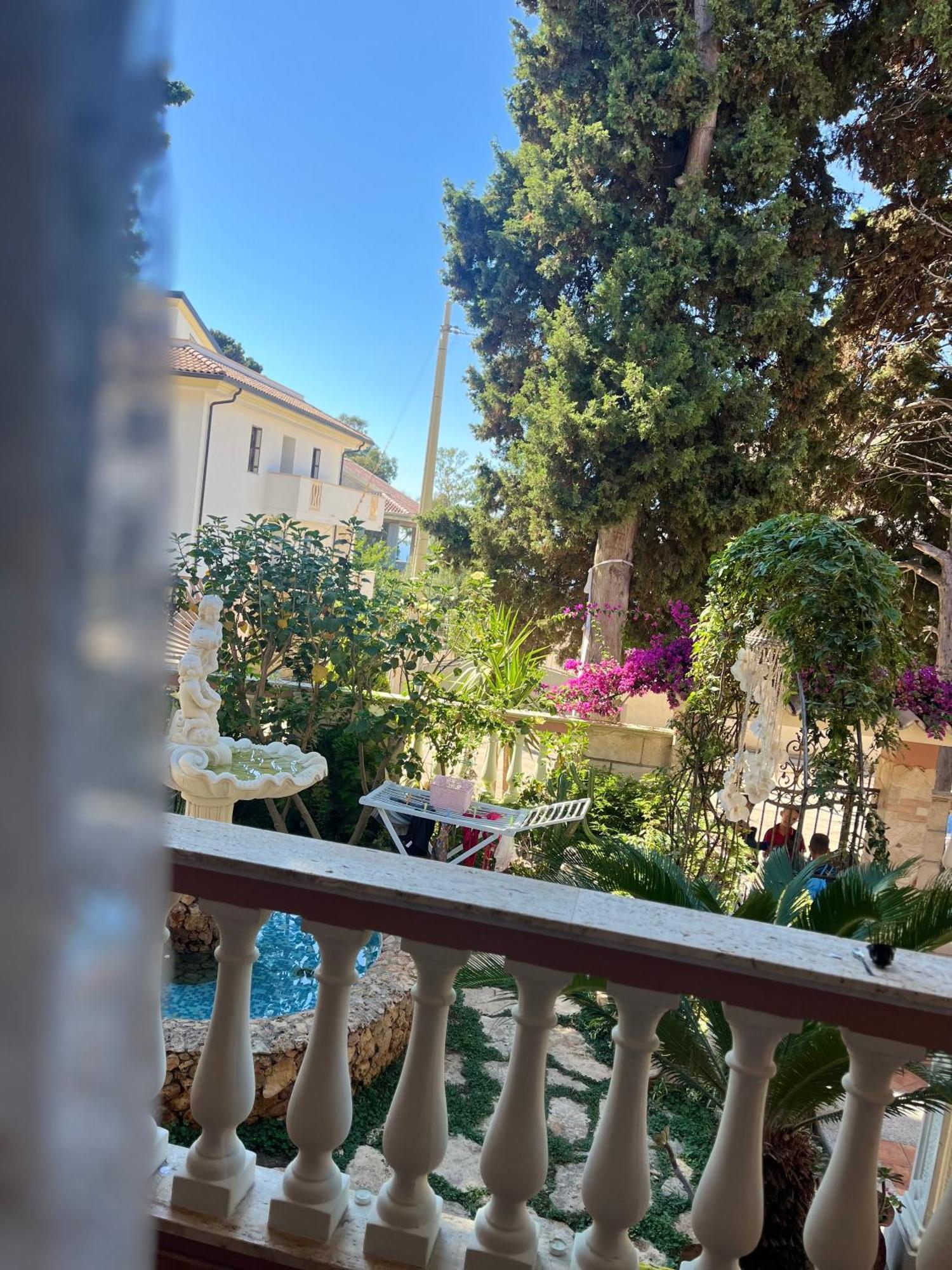 סנטה דומניקה B&B Villa Regina מראה חיצוני תמונה
