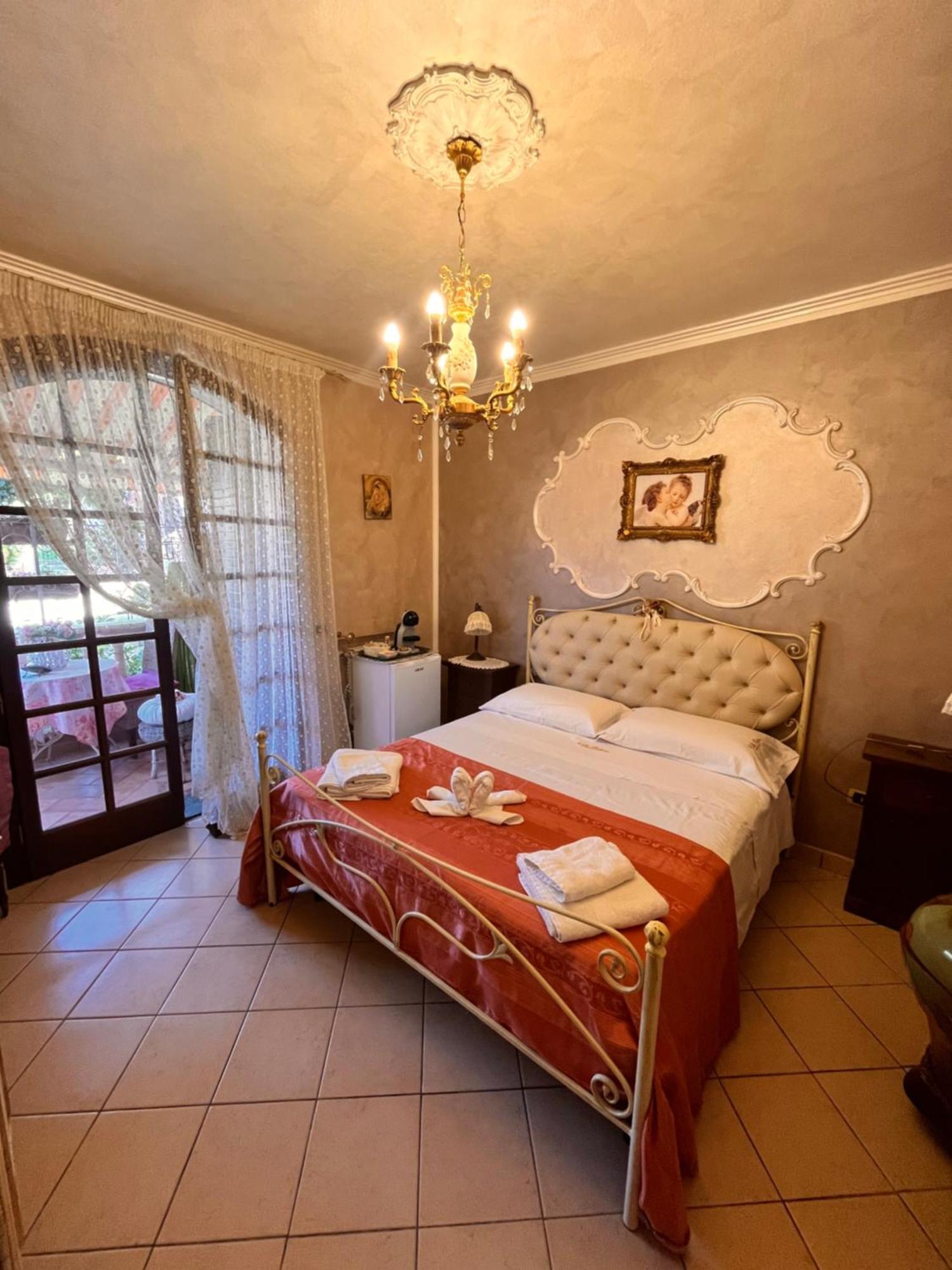סנטה דומניקה B&B Villa Regina מראה חיצוני תמונה