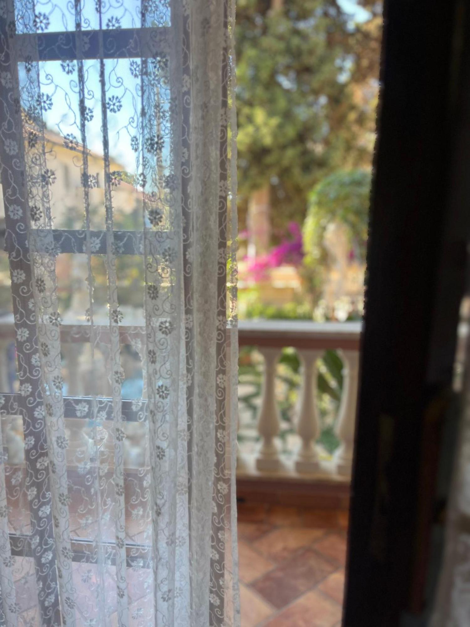 סנטה דומניקה B&B Villa Regina מראה חיצוני תמונה