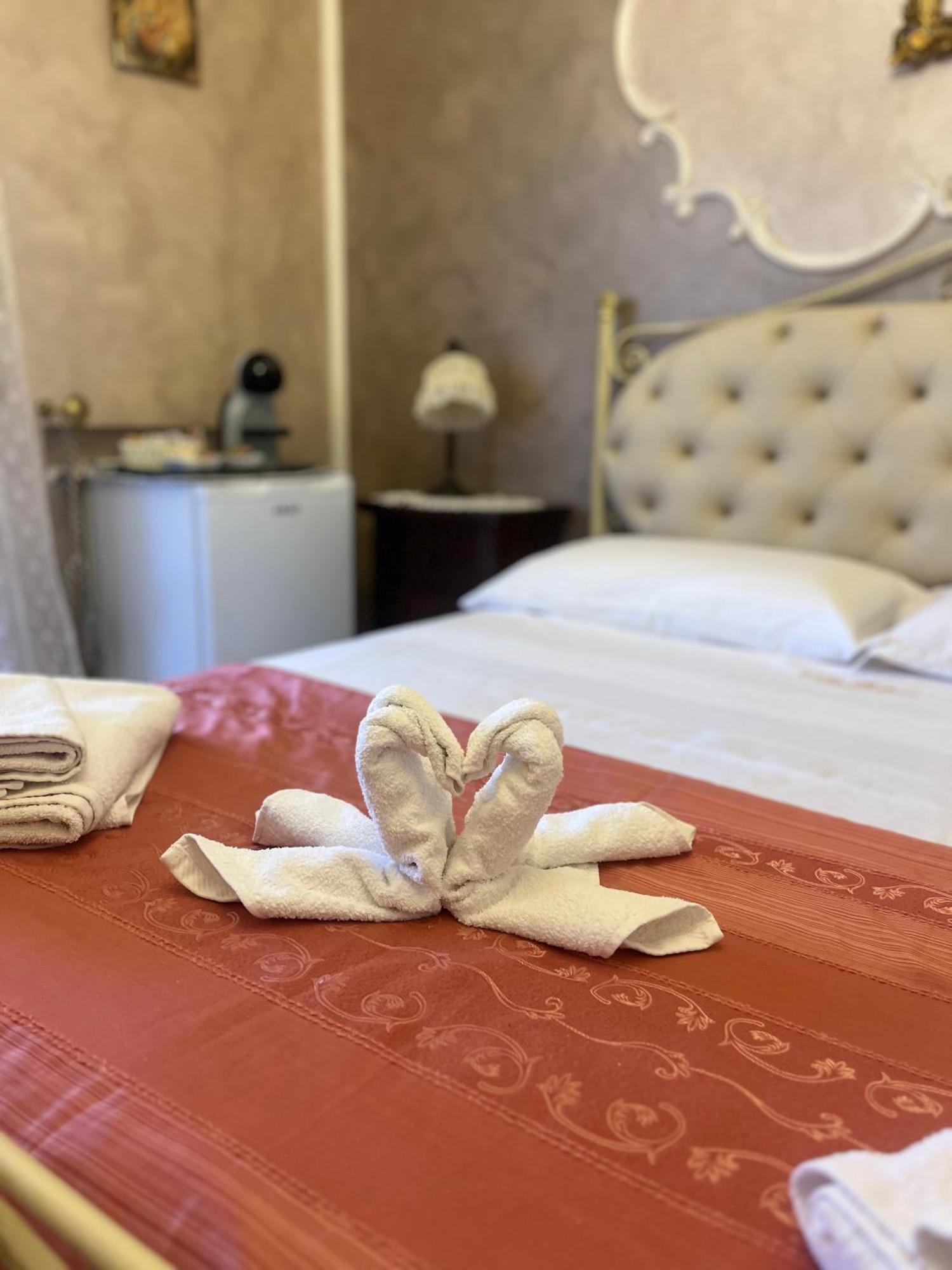 סנטה דומניקה B&B Villa Regina מראה חיצוני תמונה