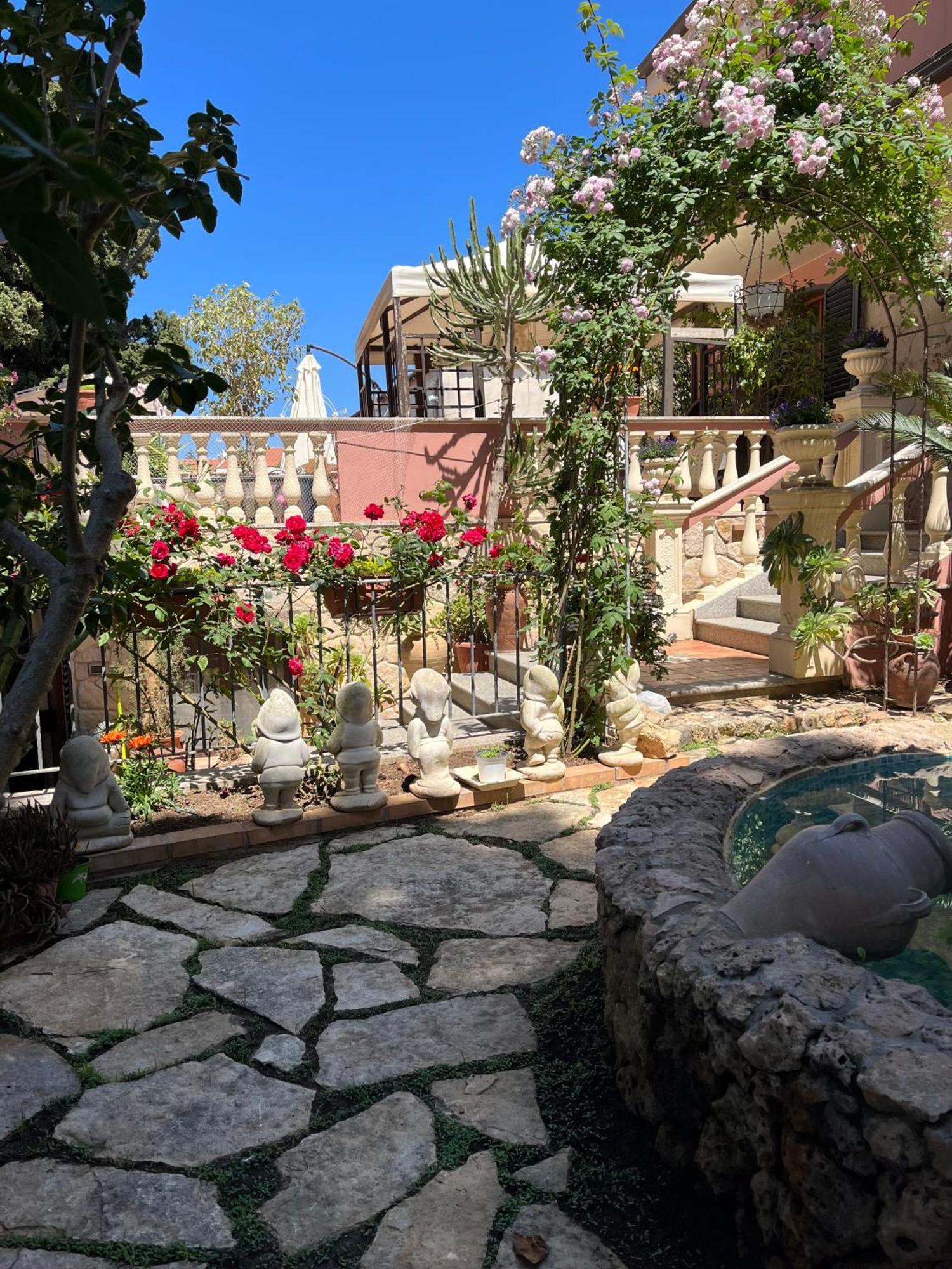 סנטה דומניקה B&B Villa Regina מראה חיצוני תמונה