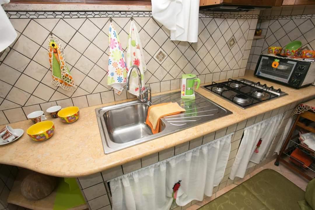 סנטה דומניקה B&B Villa Regina מראה חיצוני תמונה