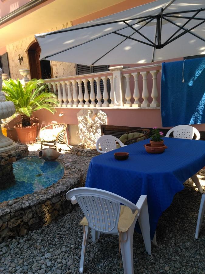 סנטה דומניקה B&B Villa Regina מראה חיצוני תמונה